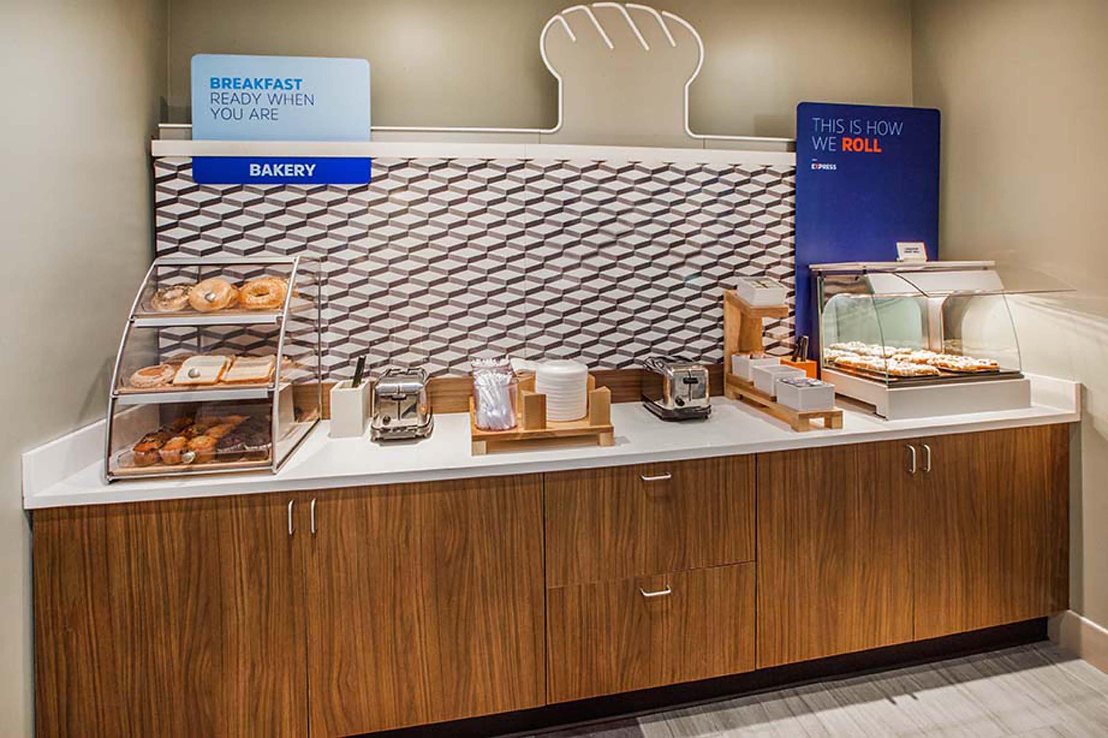 Holiday Inn Express & Suites Toledo South - Perrysburg By Ihg Eksteriør billede