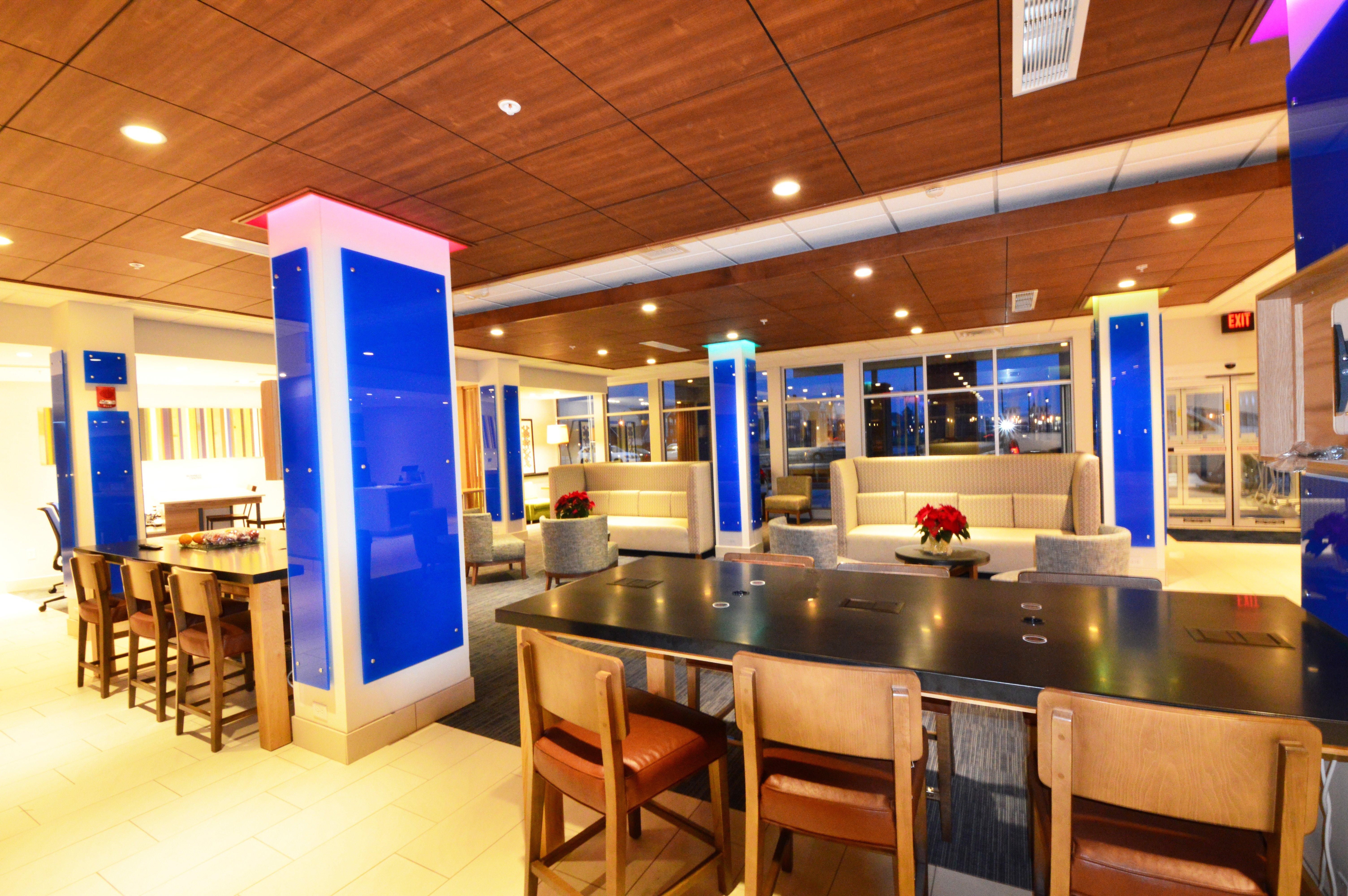 Holiday Inn Express & Suites Toledo South - Perrysburg By Ihg Eksteriør billede