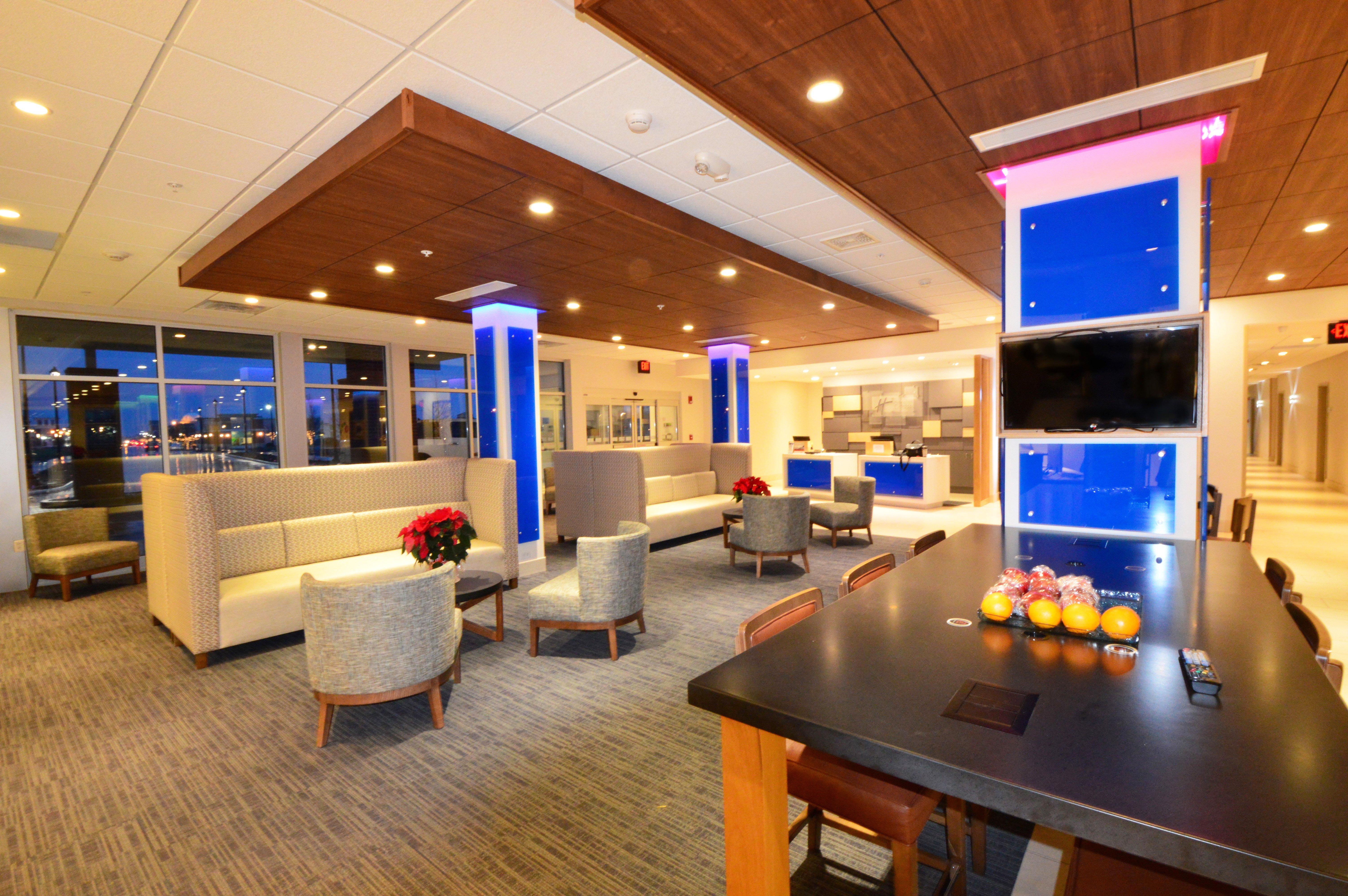 Holiday Inn Express & Suites Toledo South - Perrysburg By Ihg Eksteriør billede